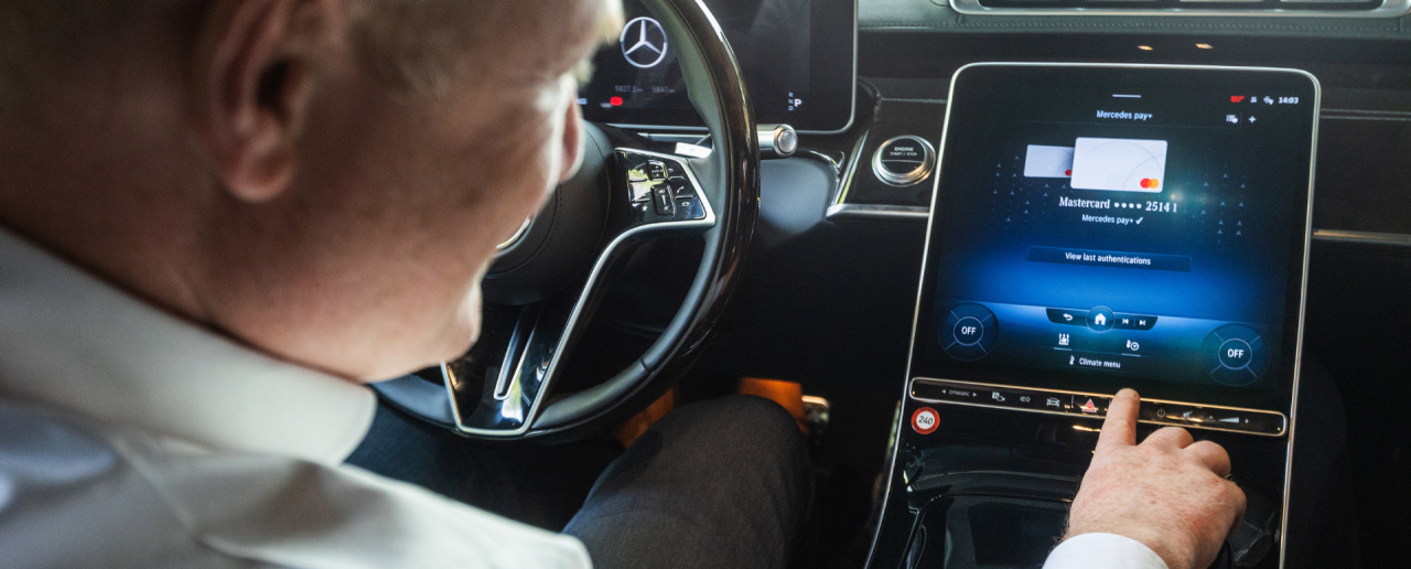 mercedes-pay-banner